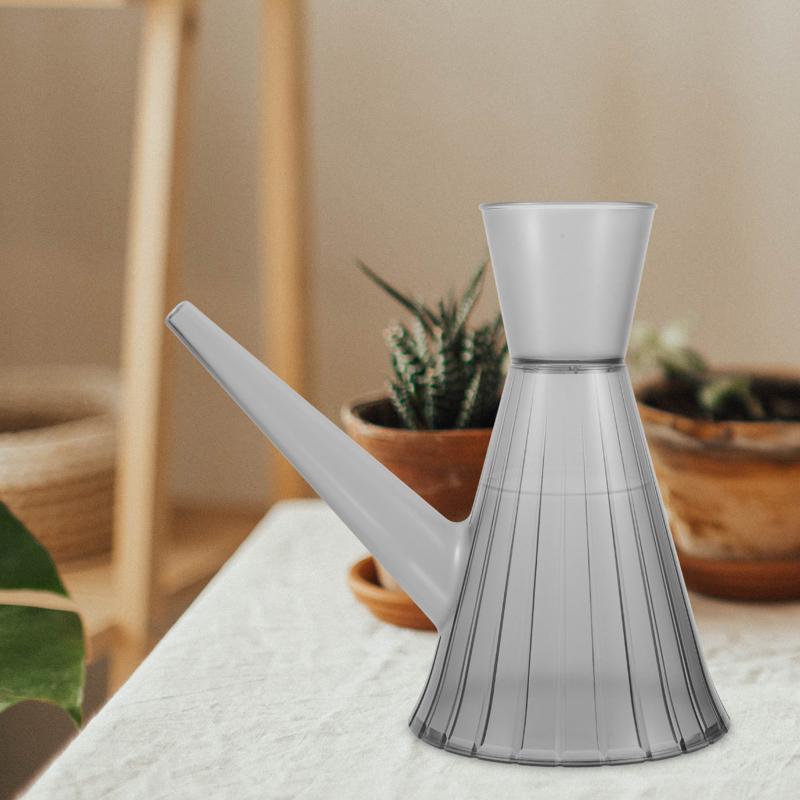 Long Spout Plant Watering Can  - огляд і ціна Watering Can Long Spout