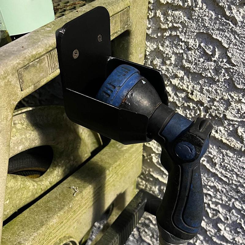 Wall Mount Garden Hose Nozzle  - огляд і ціна Garden Hose Nozzle